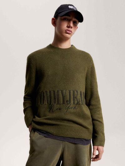 Suéter essential con logo new york tonal de hombre