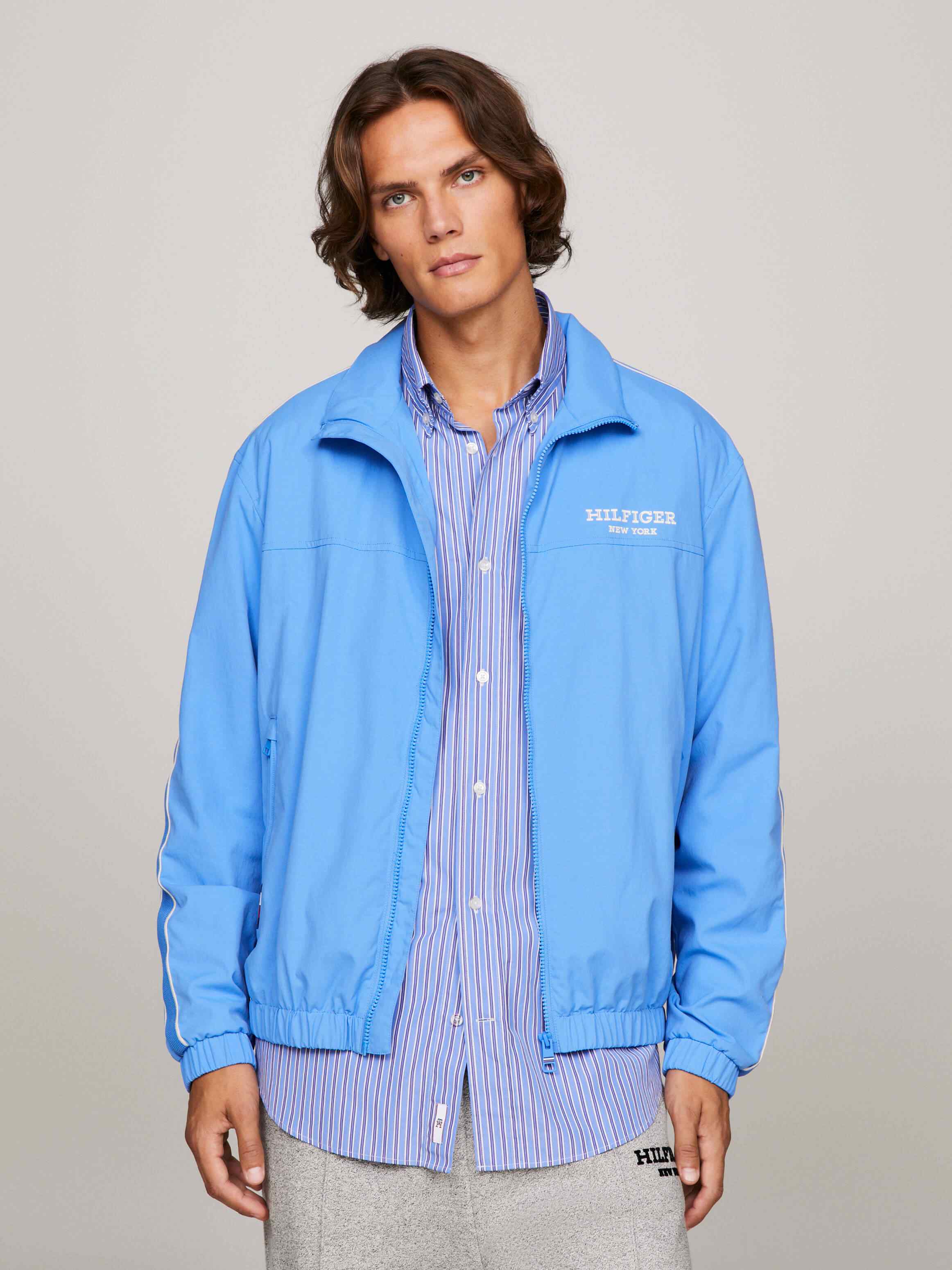 Chamarra azul tommy online hilfiger