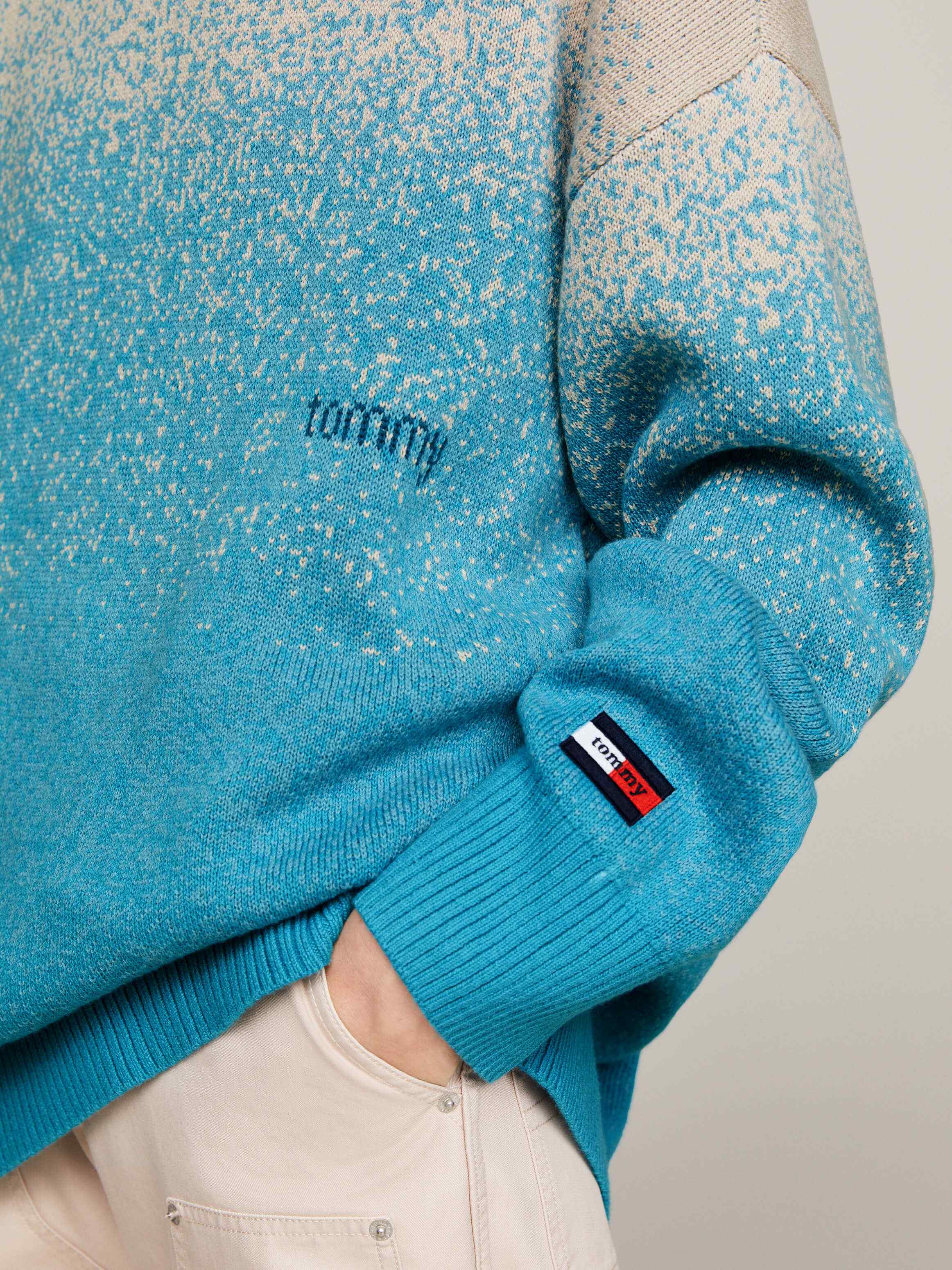 Suéter Tommy Jeans Collection degradado, oversize y dual gender de hombre Sueteres Tommy MX