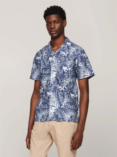 Camisa de manga corta con estampado tropical de hombre