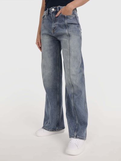 Jeans Claire con cortes en relieve de mujer