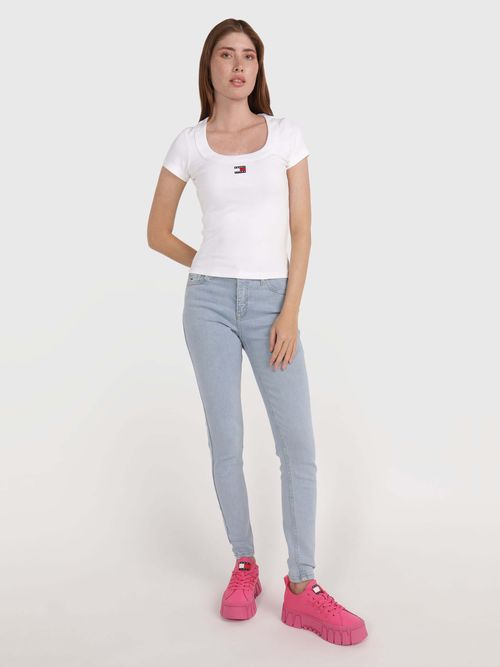 Jeans-Nora-ceñidos-de-talle-medio-de-mujer