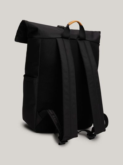 Mochila-Essential-enrollable-con-parche-de-hombre-Tommy-Jeans