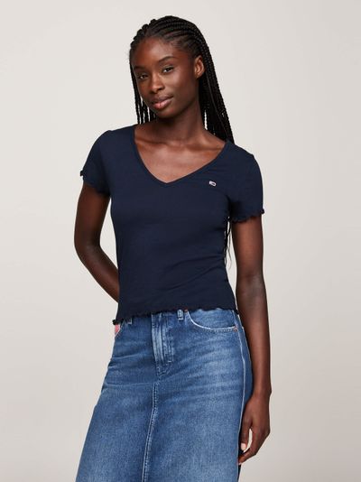 Playera de cuello de pico con logo bordado de mujer Tommy Jeans