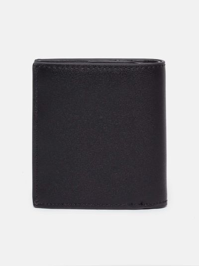 Cartera-plegable-con-broche-a-presion-de-hombre-Tommy-Jeans-AM0AM12923-BDS
