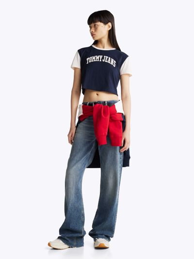 Playera cropped con logo universitario de mujer Tommy Jeans