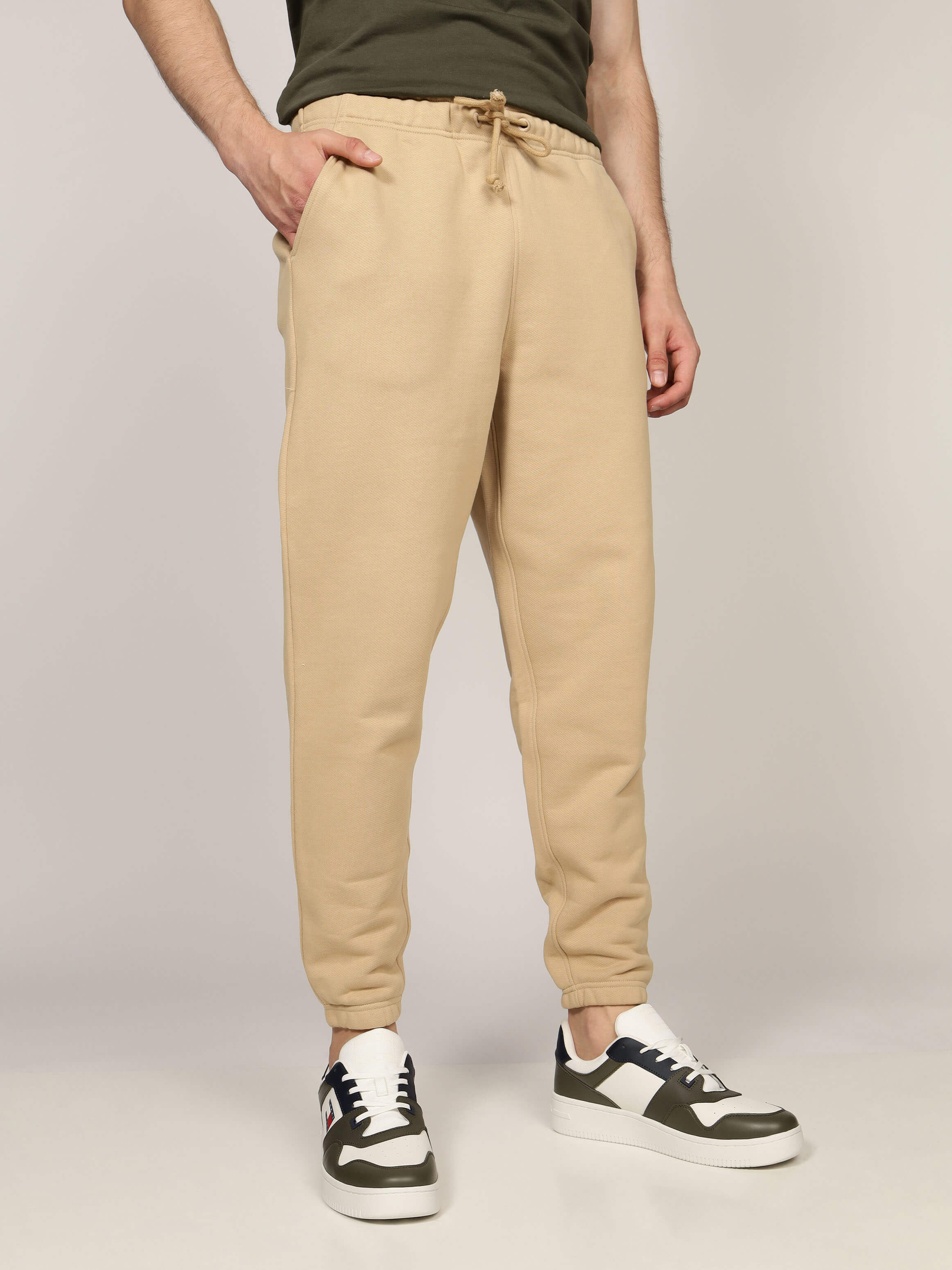 Pants con Logo Bordado de Hombre Tommy Jeans